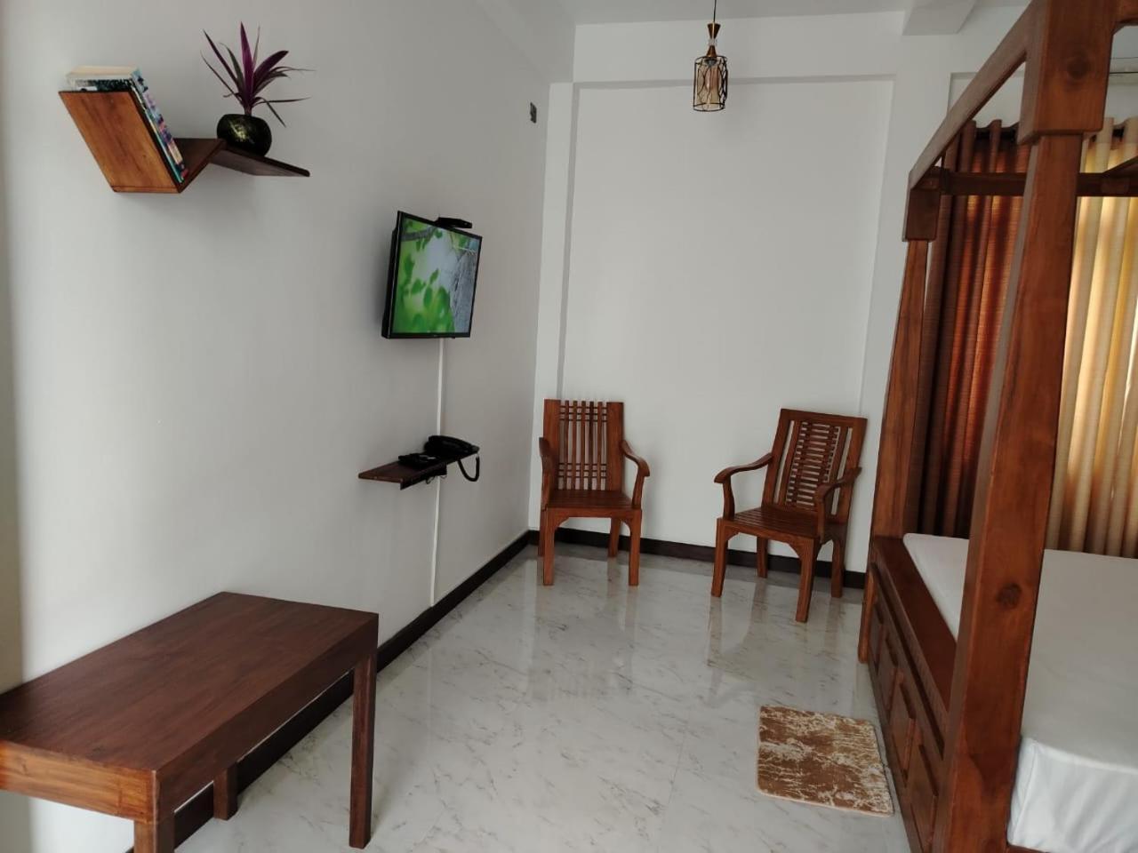 Diora Hotel รัตนปุระ ภายนอก รูปภาพ