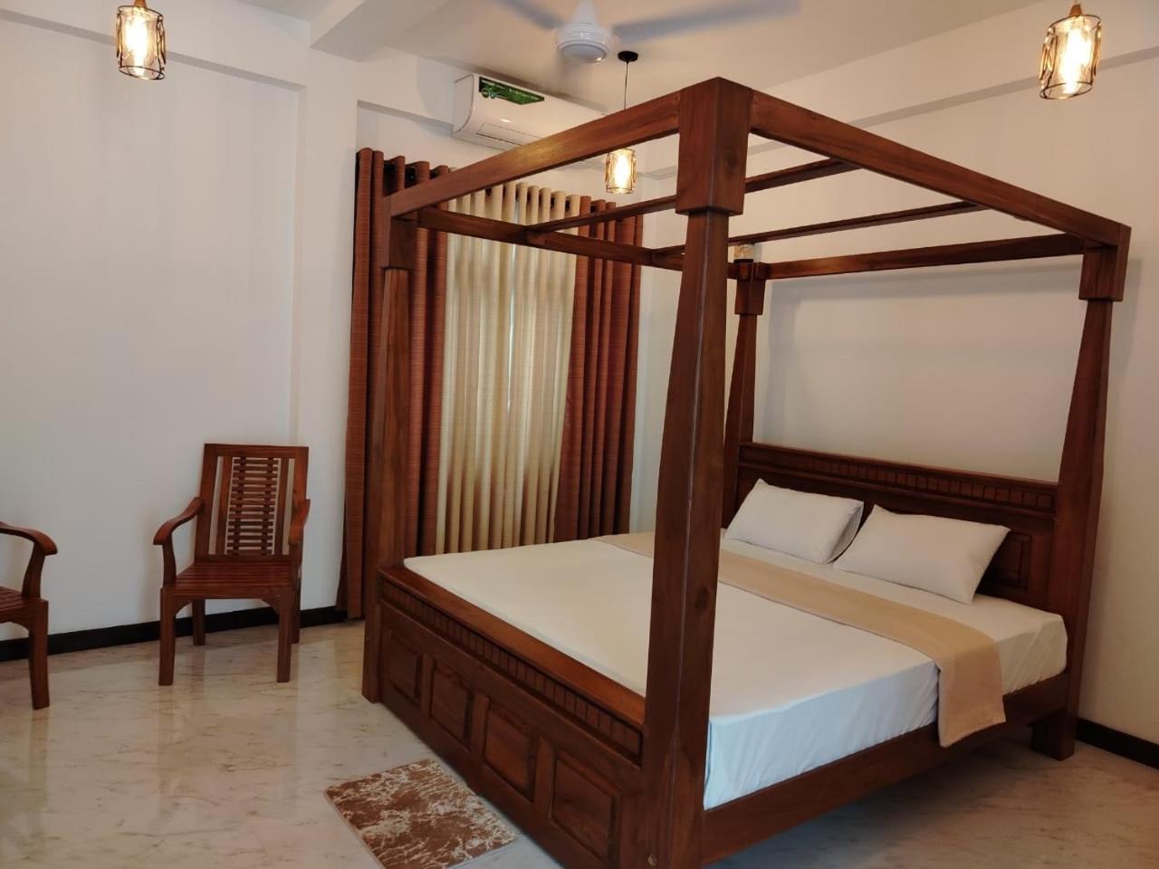 Diora Hotel รัตนปุระ ภายนอก รูปภาพ