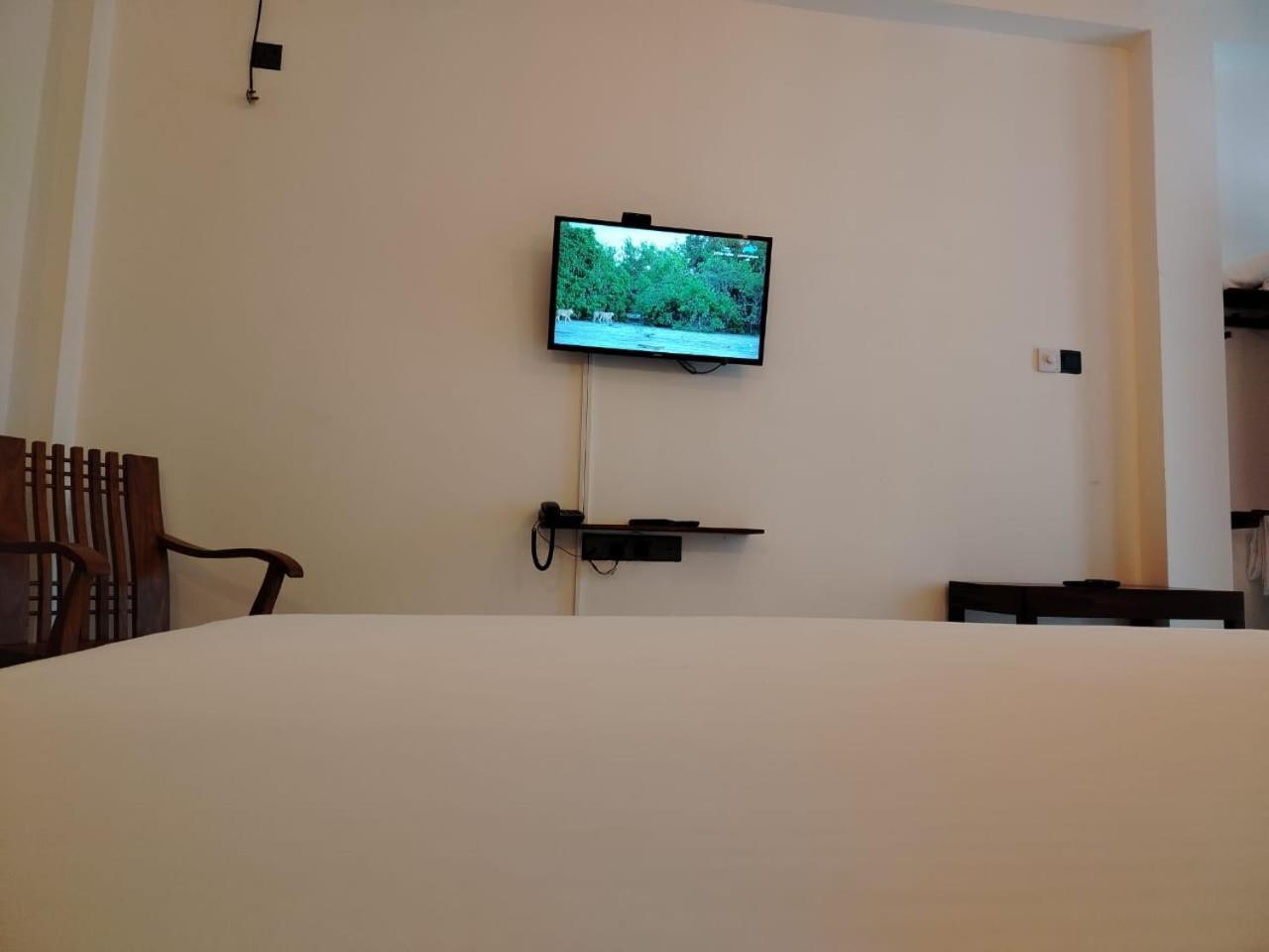 Diora Hotel รัตนปุระ ภายนอก รูปภาพ