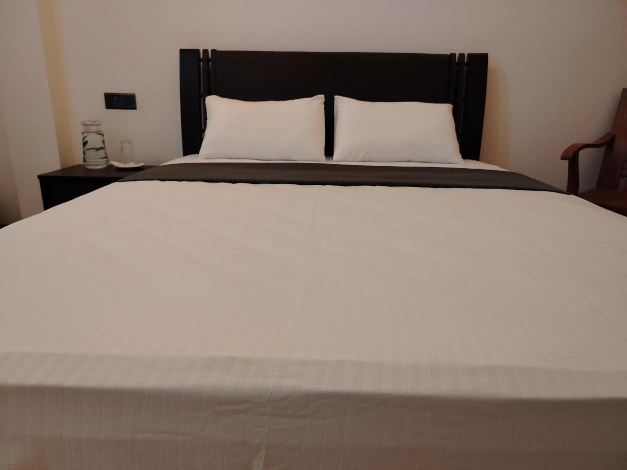 Diora Hotel รัตนปุระ ห้อง รูปภาพ