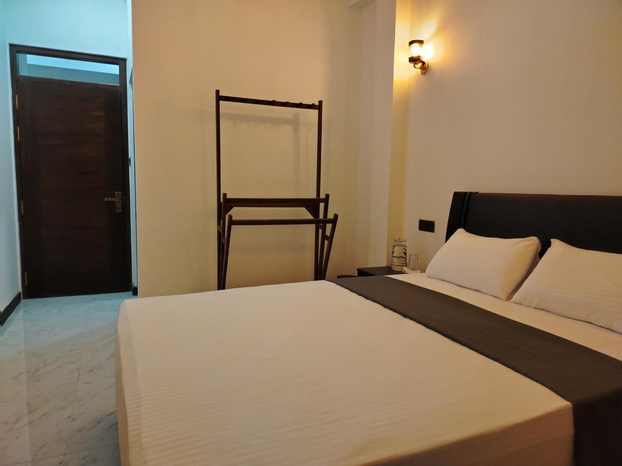 Diora Hotel รัตนปุระ ห้อง รูปภาพ