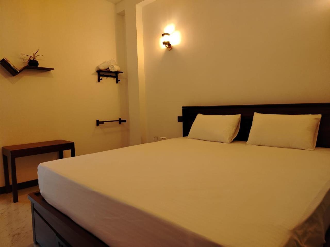 Diora Hotel รัตนปุระ ภายนอก รูปภาพ