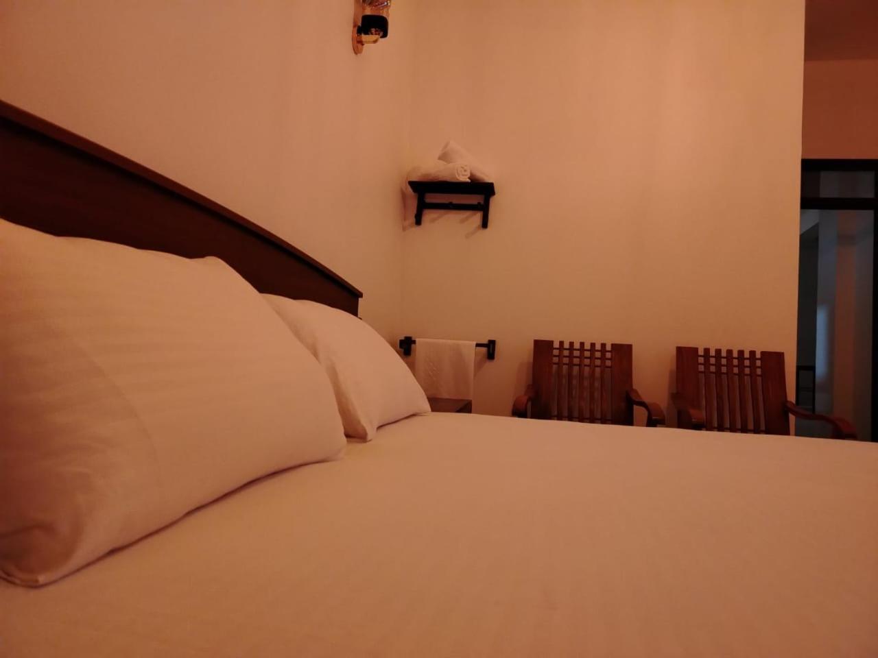 Diora Hotel รัตนปุระ ภายนอก รูปภาพ