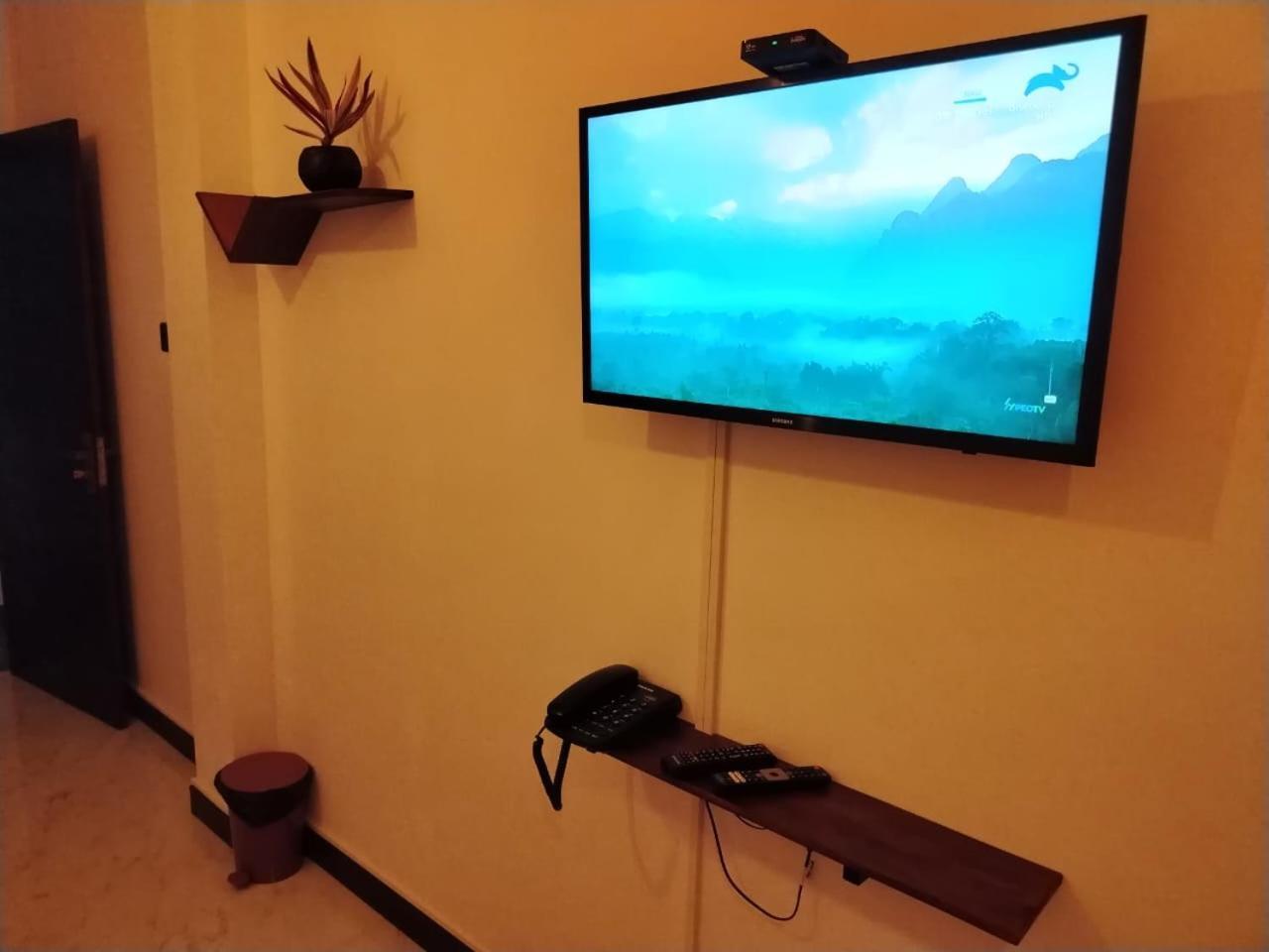 Diora Hotel รัตนปุระ ภายนอก รูปภาพ