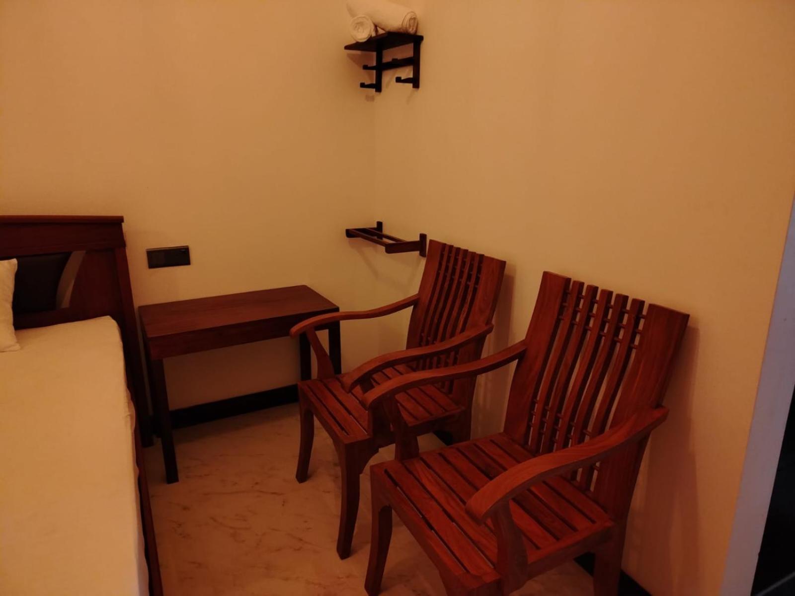 Diora Hotel รัตนปุระ ภายนอก รูปภาพ