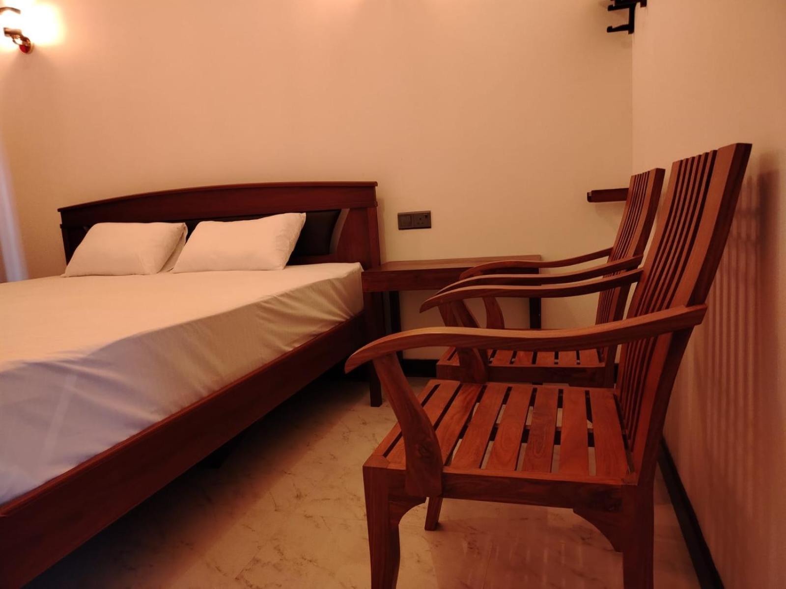 Diora Hotel รัตนปุระ ภายนอก รูปภาพ